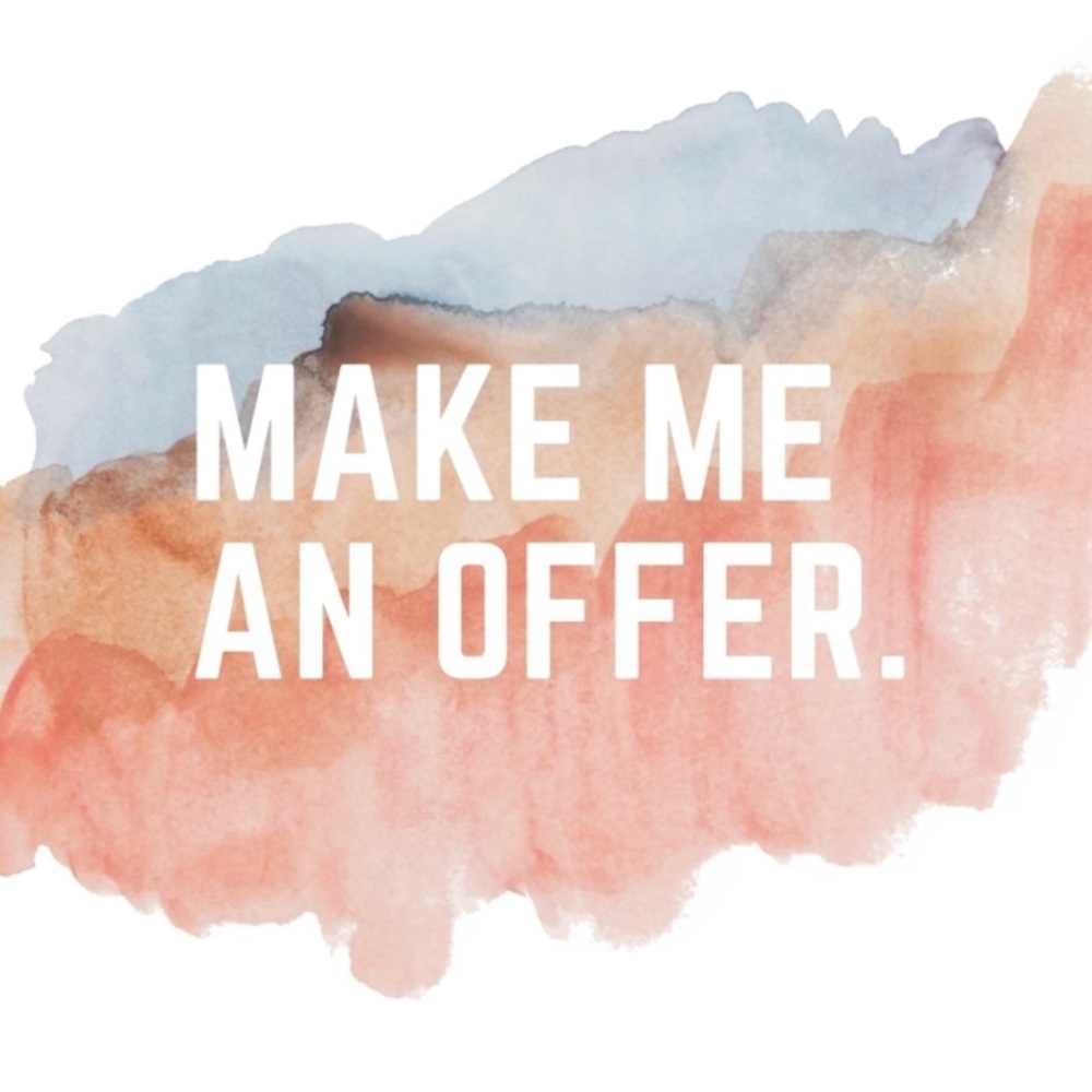 ✨Offers welcome!✨